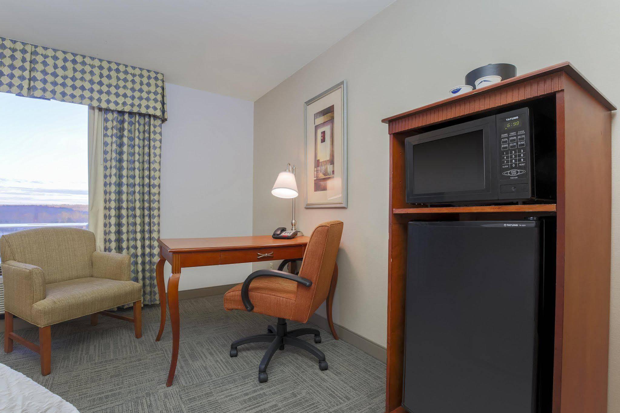 Hampton Inn & Suites Providence / Smithfield Esterno foto